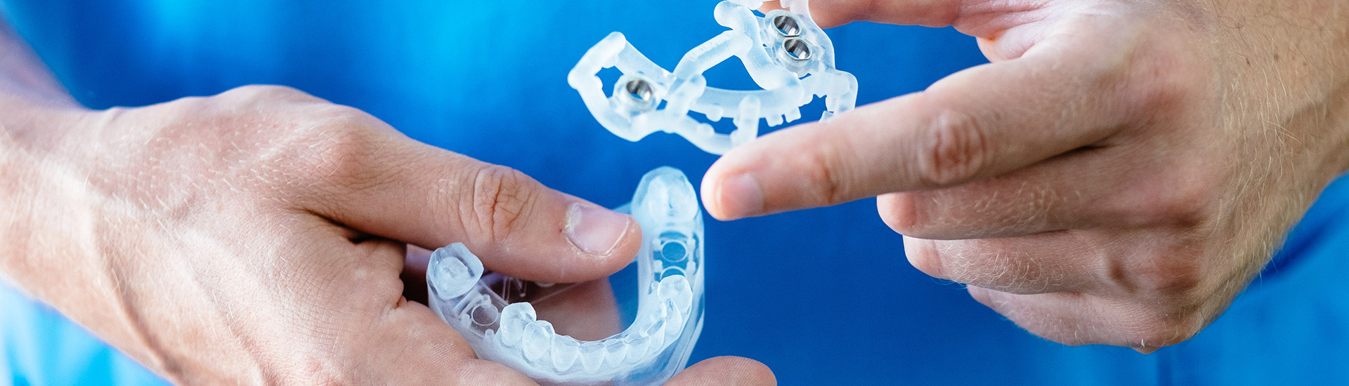 Zahnimplantate in Friedberg, moderne Implantologie